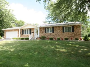 3434 N Maple Ave, Decatur, IL 62526