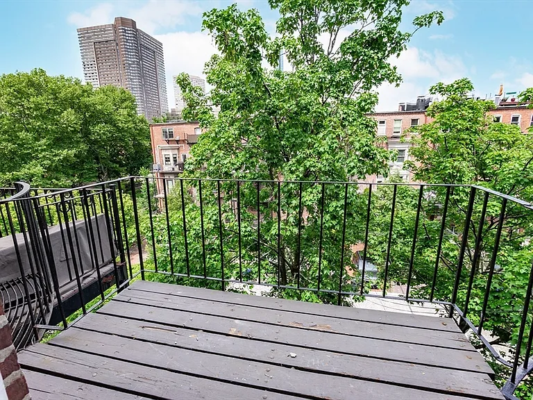 209 W Newton St #3 — Photo 23