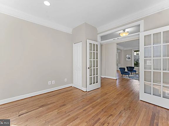 2nd image of 23066 Bronstein Ln