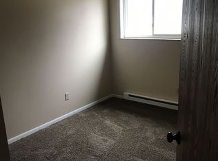 60 Maple Grove Rd APT 8, Lapeer, MI 48446