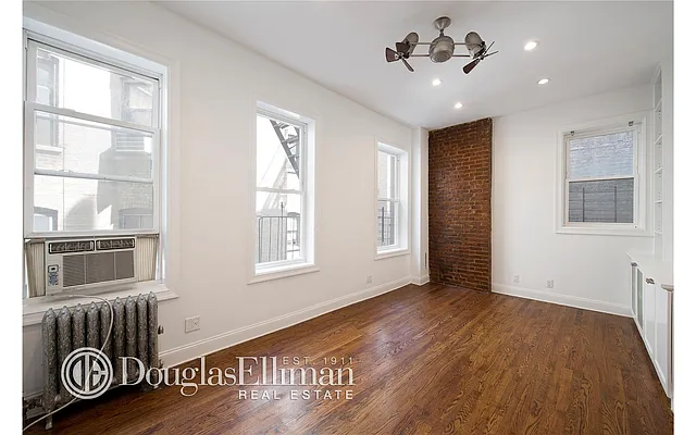 Sold by Douglas Elliman | media 10