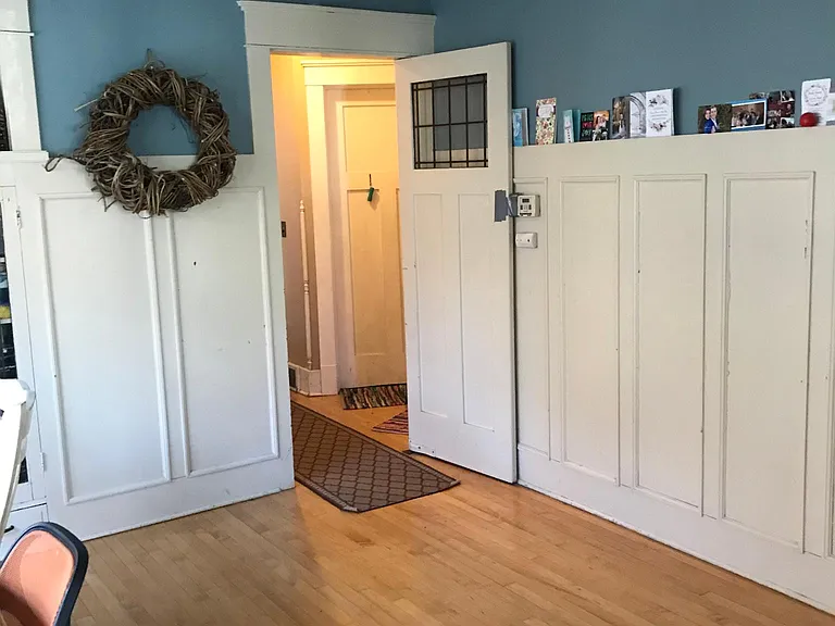 3051 N Frederick Ave #UPPER — Photo 6