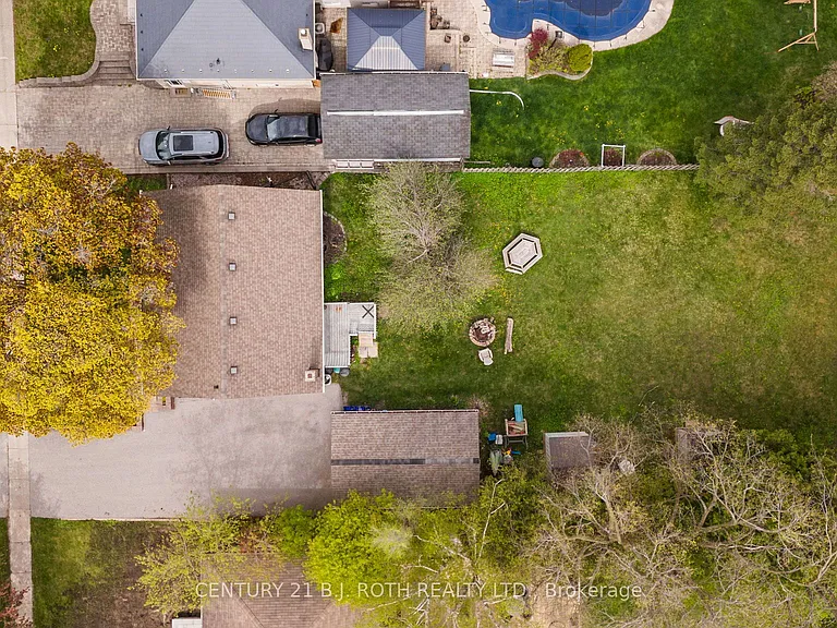 243 Wellington St E #LOWER LEVEL — Photo 19