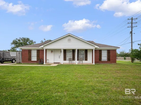 18987 Dalewood Cir, Robertsdale, AL 36567