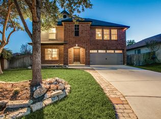 9602 Brooks Sta, Helotes, TX 78023
