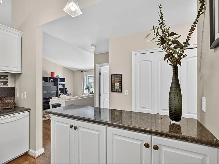 6485 Chasewood Dr #G — Photo 17