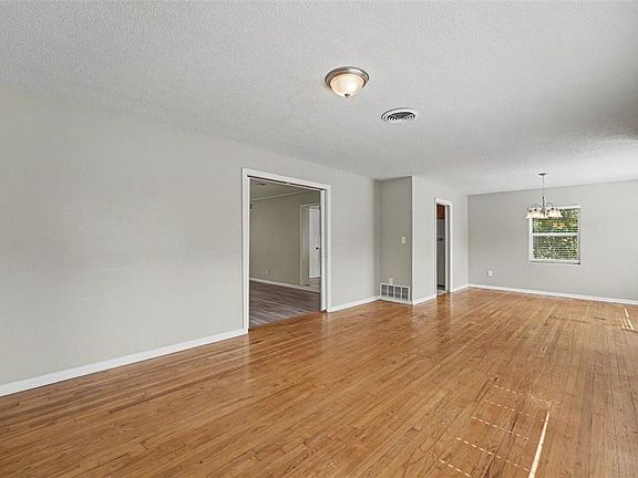 3rd image of 2935 WOODLAND HILLS AVENUE