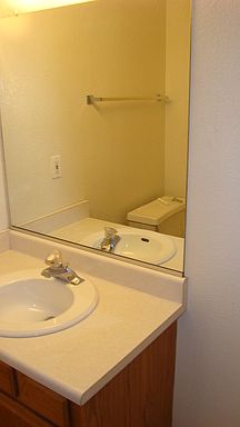 3rd image of 2444 Hummingbird Ln APT C