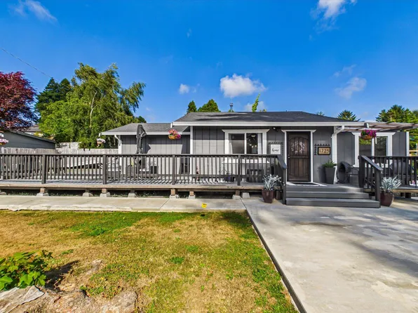 4801 Herron Rd, Eureka, CA 95503