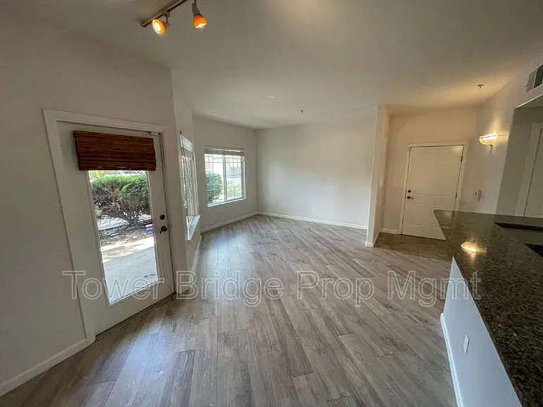 4200 E Commerce Way #2213 — Photo 8