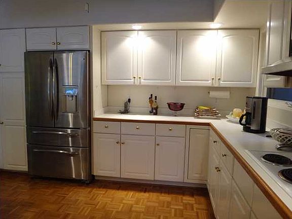 3rd image of 8814 Saint Andrews Dr