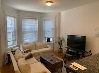 15 Queensberry St APT 1A, Boston, MA 02215