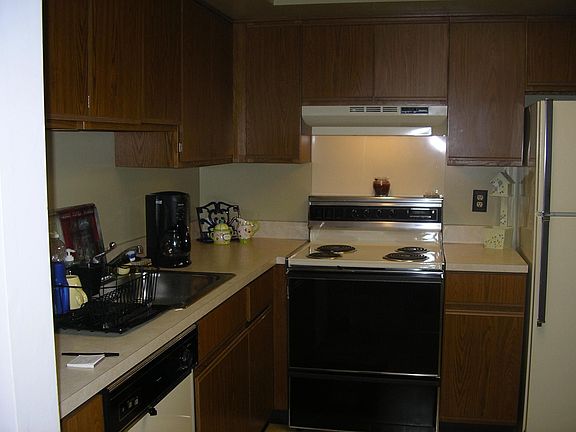 Loads of Cabinet Space