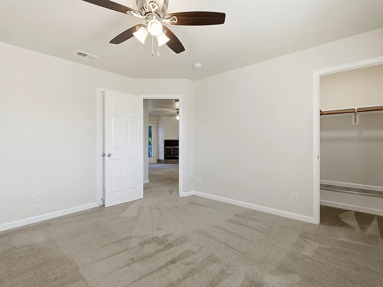 1162 Davis St — Photo 21