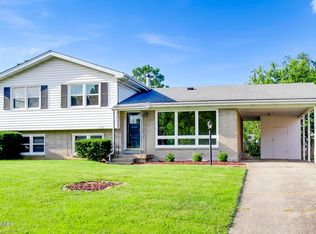 2108 Janlyn Rd, Jeffersontown, KY 40299