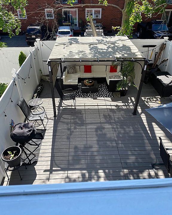 2nd image of 18 Patio Rd