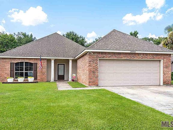 2nd image of 39054 Balmoral Dr