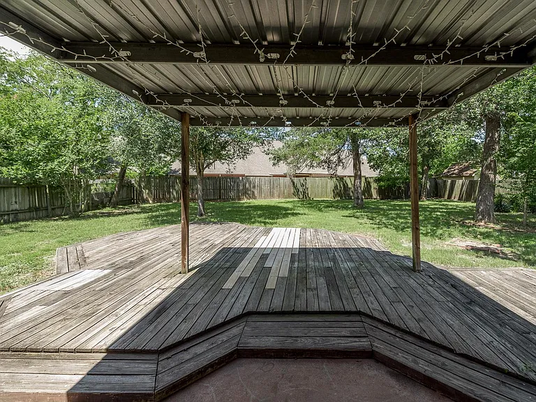 2805 Normand Dr — Photo 13