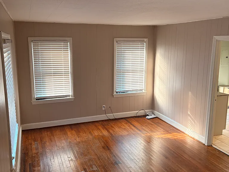 128 Orange St — Photo 16