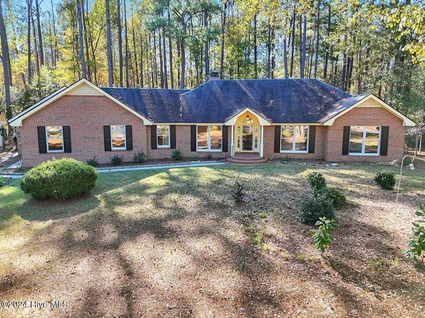 26 Sunfield Drive, Carolina Shores, NC 28467