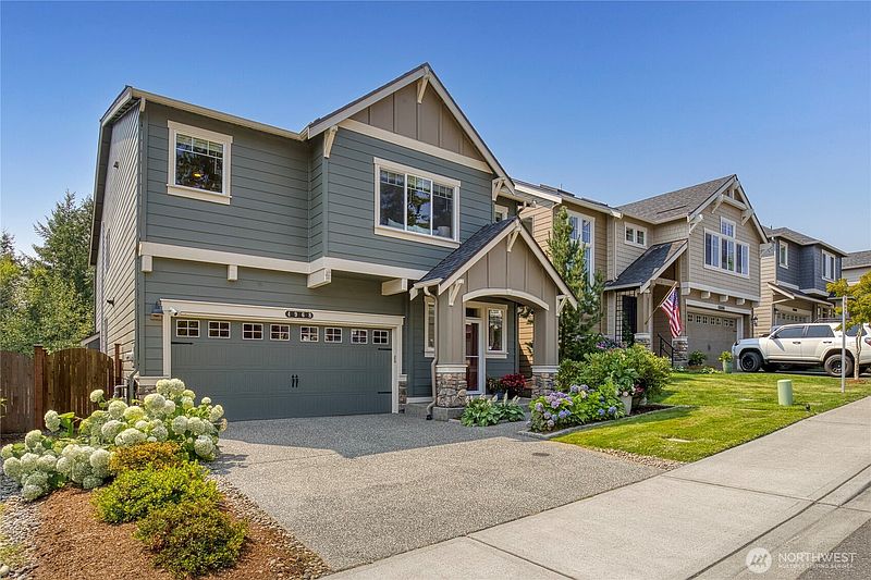 3rd image of 4968 Cornelia Court