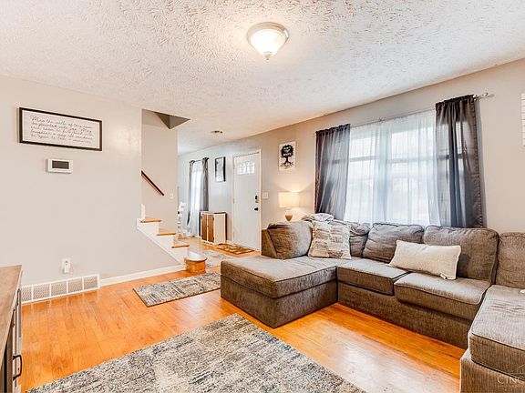 4th image of 7242 Elkwood Dr