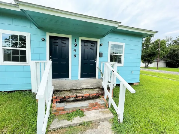 1949 S 8th St #1947, Pt Arthur, TX 77640