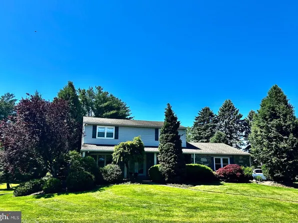 992 Sheffield Ln, Huntingdon Valley, PA 19006