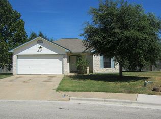 321 Brent Blvd, Kyle, TX 78640