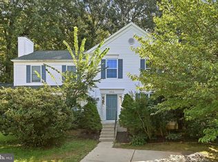 5986 Powells Landing Rd, Burke, VA 22015