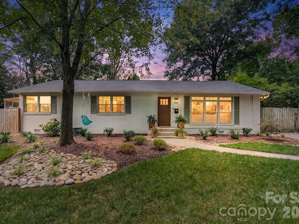 1st image of 4865 Oglethorpe Pl