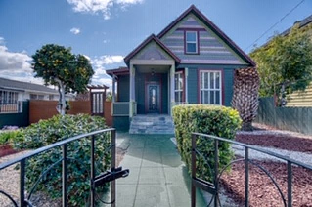 1st image of 2961 Logan Ave