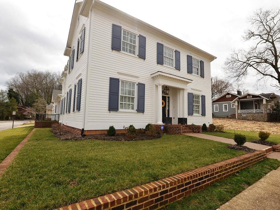 1st image of 914 Young Ave