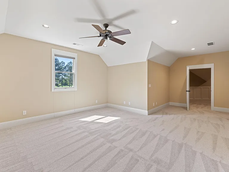 130 Iron Horse Dr — Photo 57
