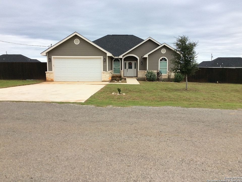 1st image of 125 Blue Bonnet Hill St
