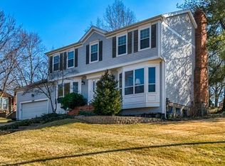 2130 Apple Hill Ln, Saint Louis, MO