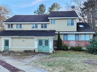 12 Falls Cir, Colchester, CT 06415