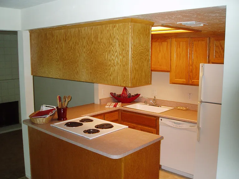 6033 Leafwood Dr — Photo 3