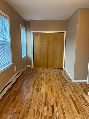 Rented by Argy Realty Inc | media 29