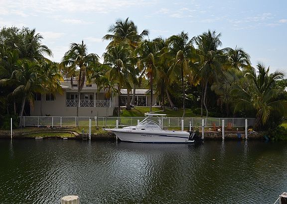 2nd image of 6308 Caballero Blvd