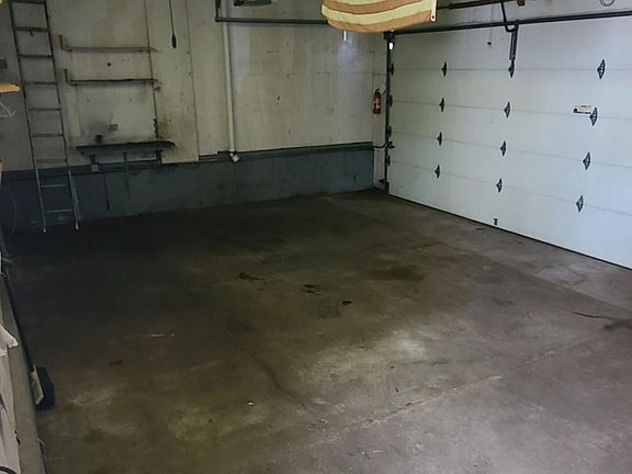 4th image of 17 Heusden St