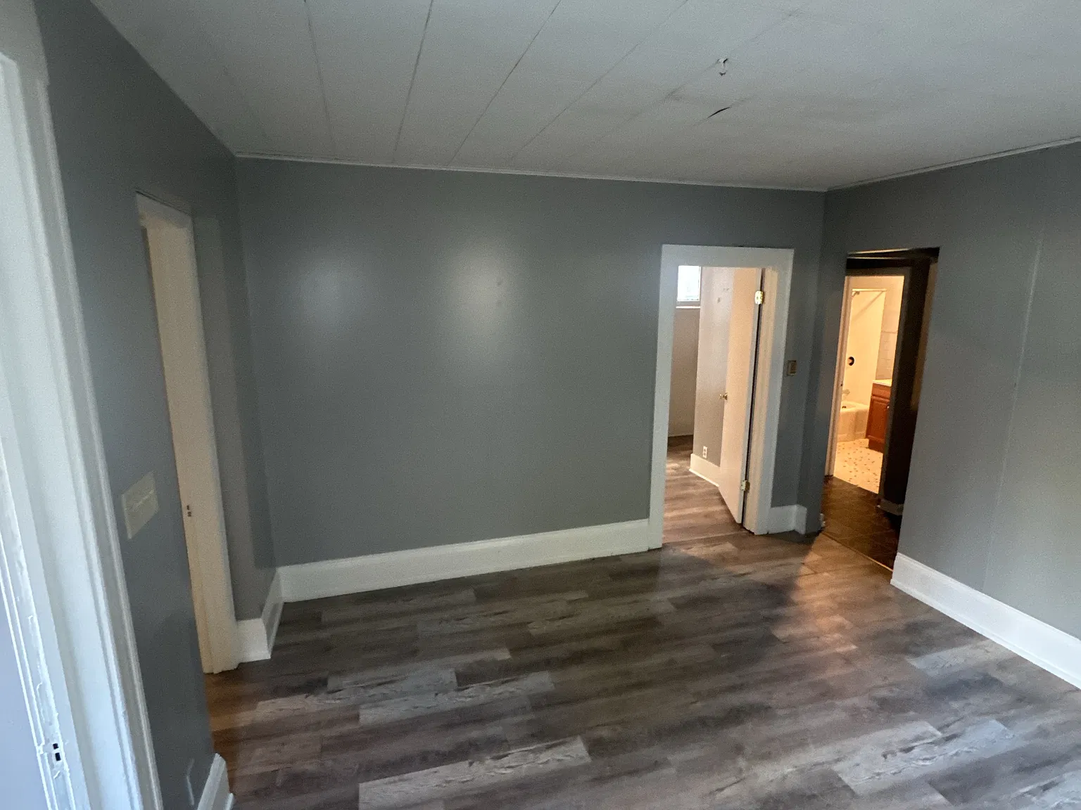 2 bed, 850 sqft, $875 — Photo 2