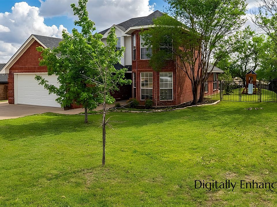 1st image of 416 Hillside Dr