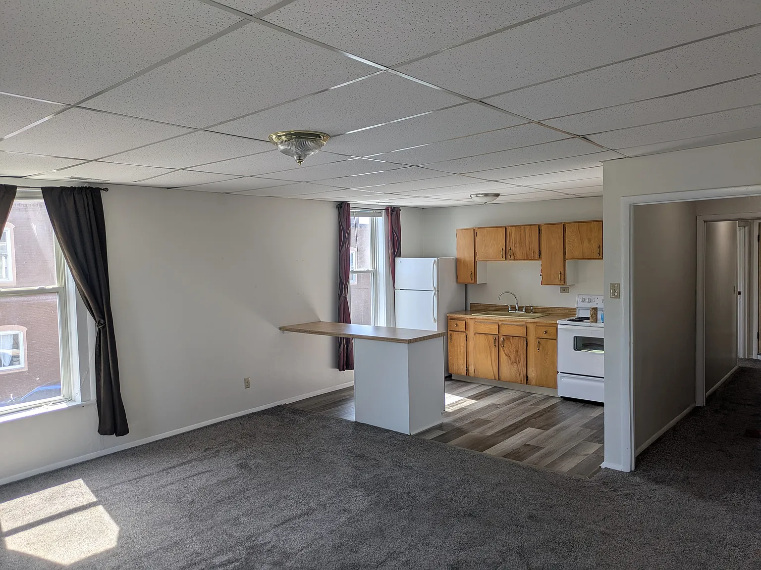 1 bed, 950 sqft, $900 — Photo 2