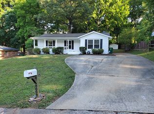 8609 Stonehurst Dr, Charlotte, NC 28214