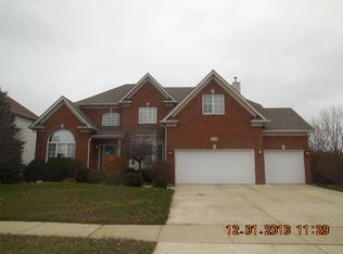 314 White Pines Ln, Oswego, IL