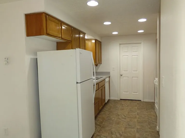 4811-4813 Cougar Ct SE — Photo 6