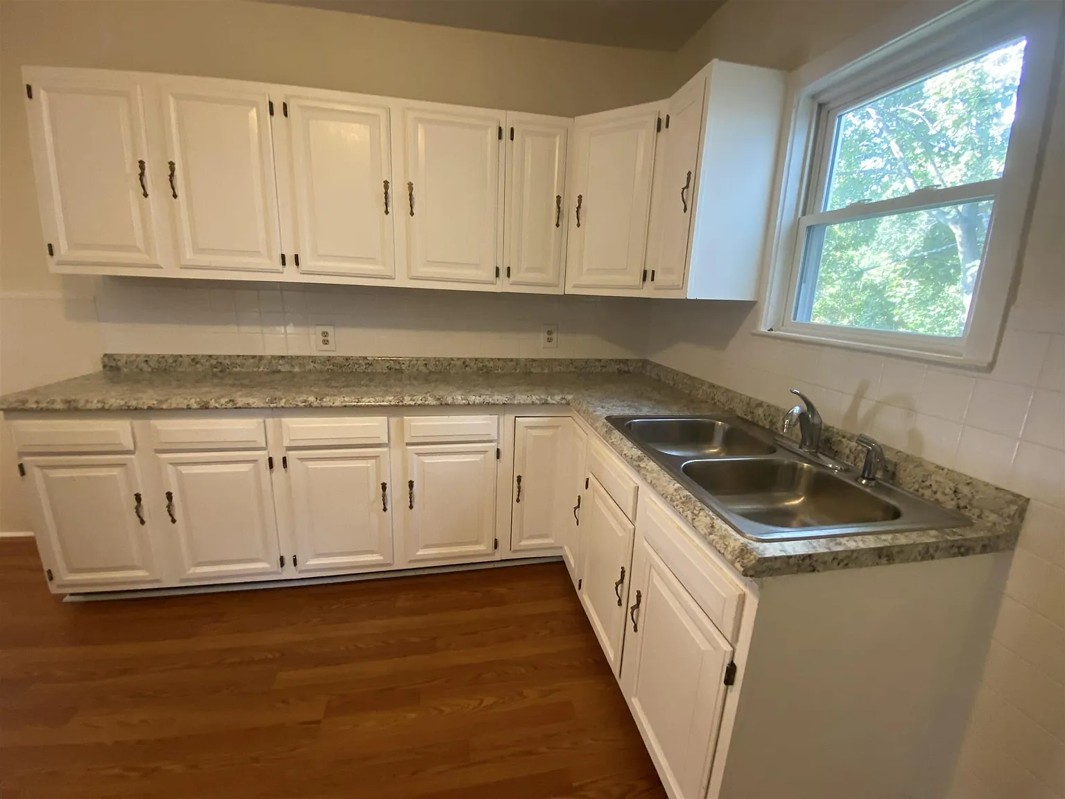 3 bed, 1200 sqft, $2,800 — Photo 1