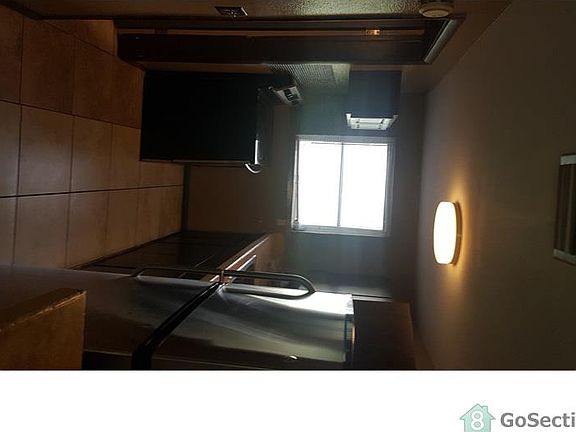 4th image of 1021 Beech Ave