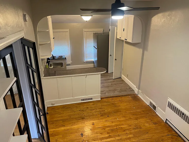 921 W Kalamazoo Ave #4 — Photo 6